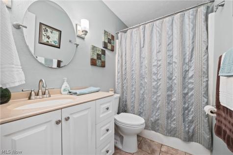 749 Glantz Drive Lorain OH 44055