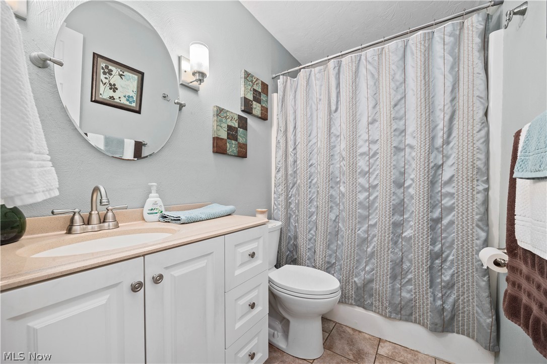 749 Glantz Drive Lorain OH 44055