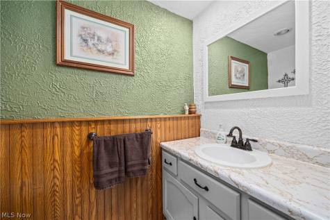 749 Glantz Drive Lorain OH 44055