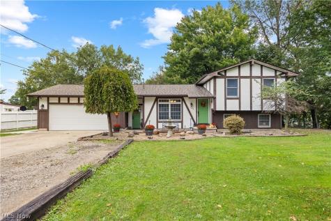 749 Glantz Drive Lorain OH 44055