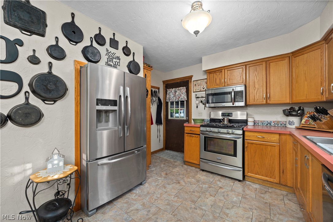 749 Glantz Drive Lorain OH 44055