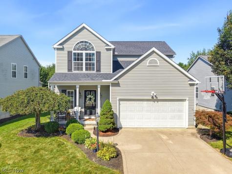 882 Queens Gate Way Wadsworth OH 44281