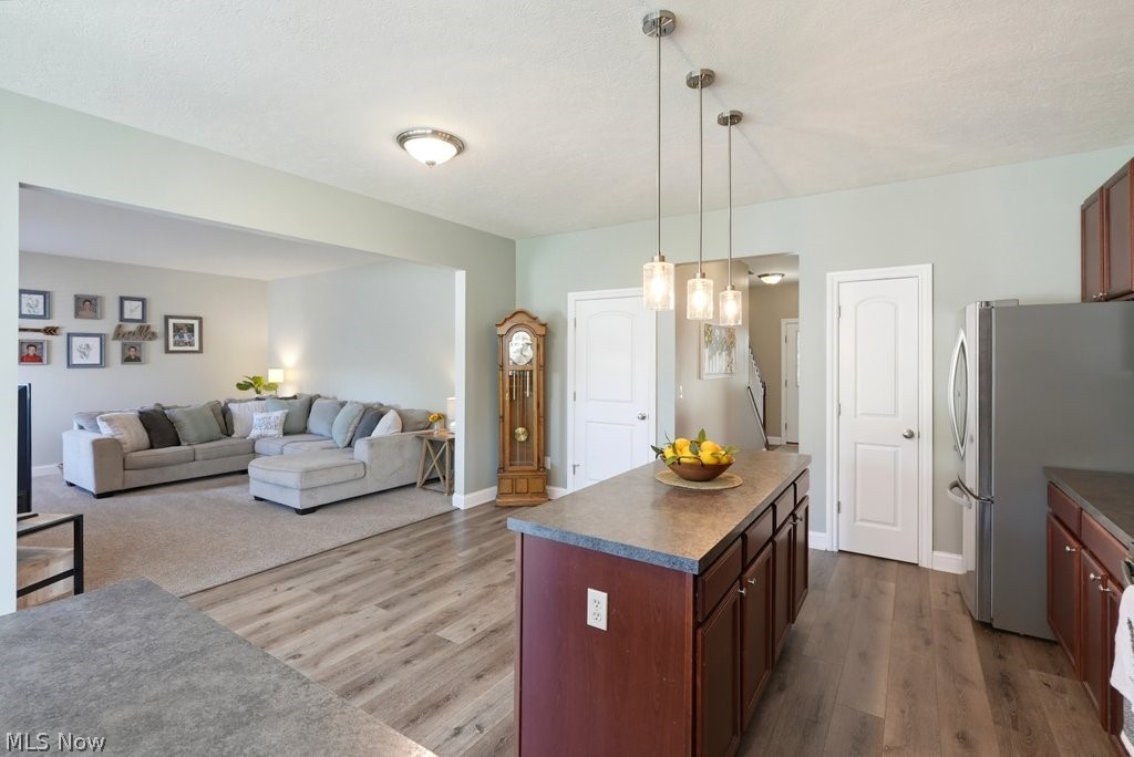 882 Queens Gate Way Wadsworth OH 44281