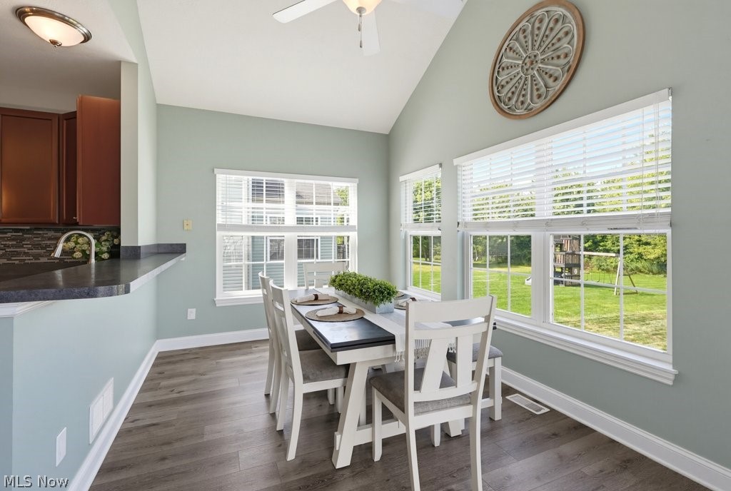 882 Queens Gate Way Wadsworth OH 44281