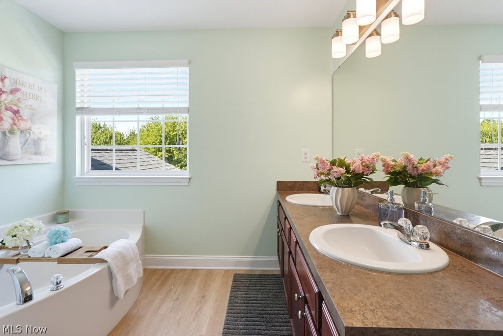 882 Queens Gate Way Wadsworth OH 44281