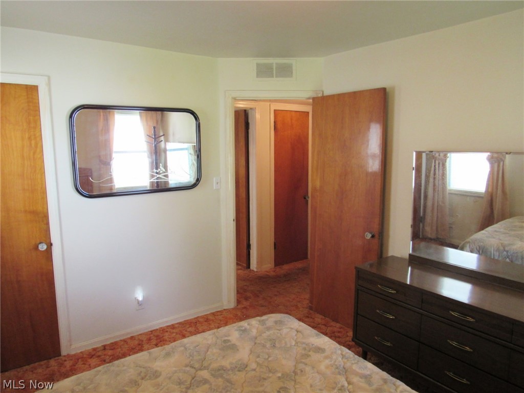 4208 Wetzel Avenue Cleveland OH 44109