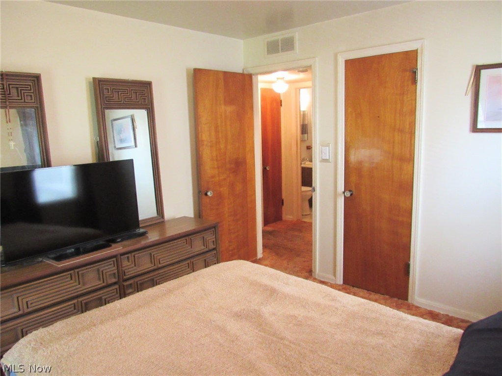 4208 Wetzel Avenue Cleveland OH 44109