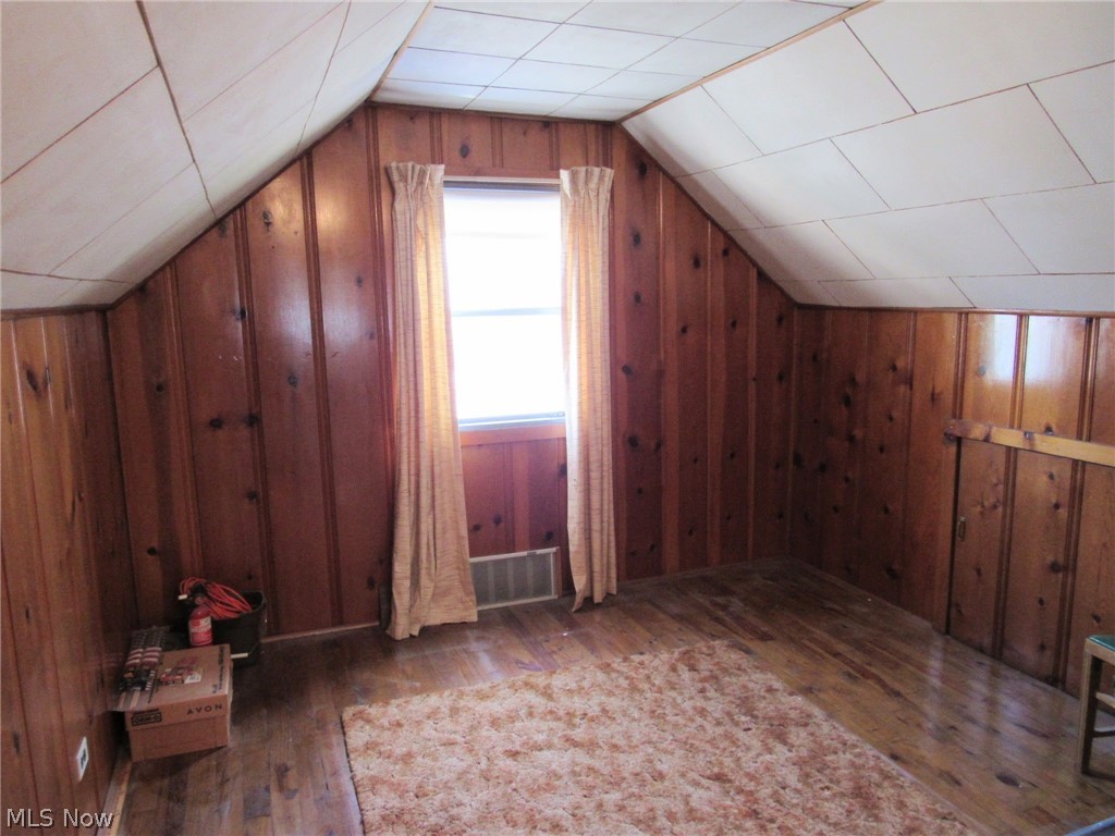 4208 Wetzel Avenue Cleveland OH 44109
