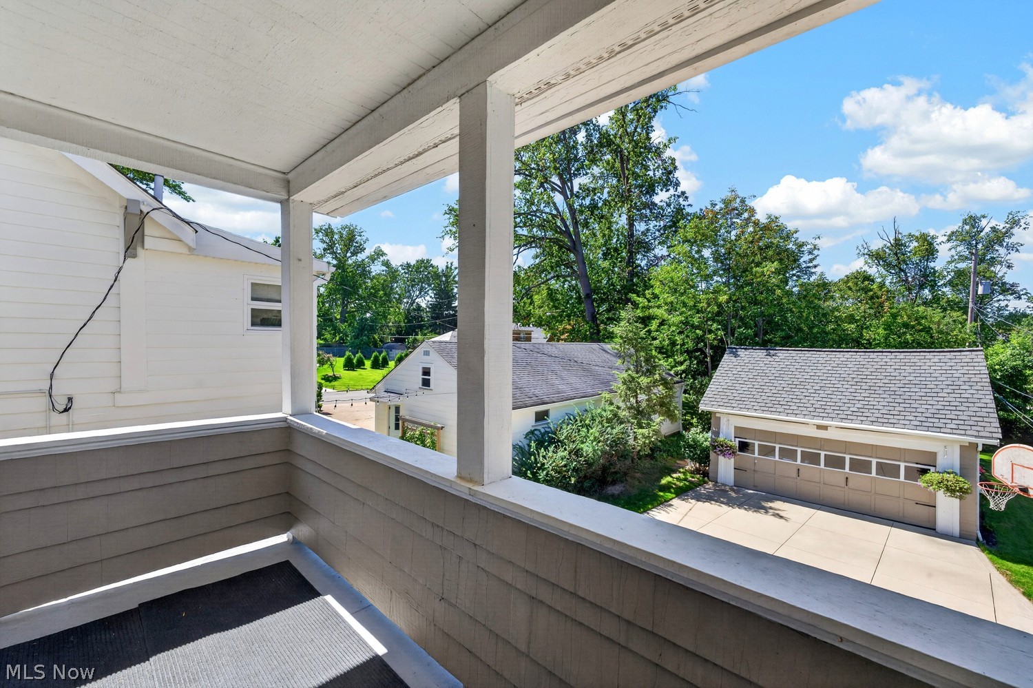 1076 Wilbert Road Lakewood OH 44107