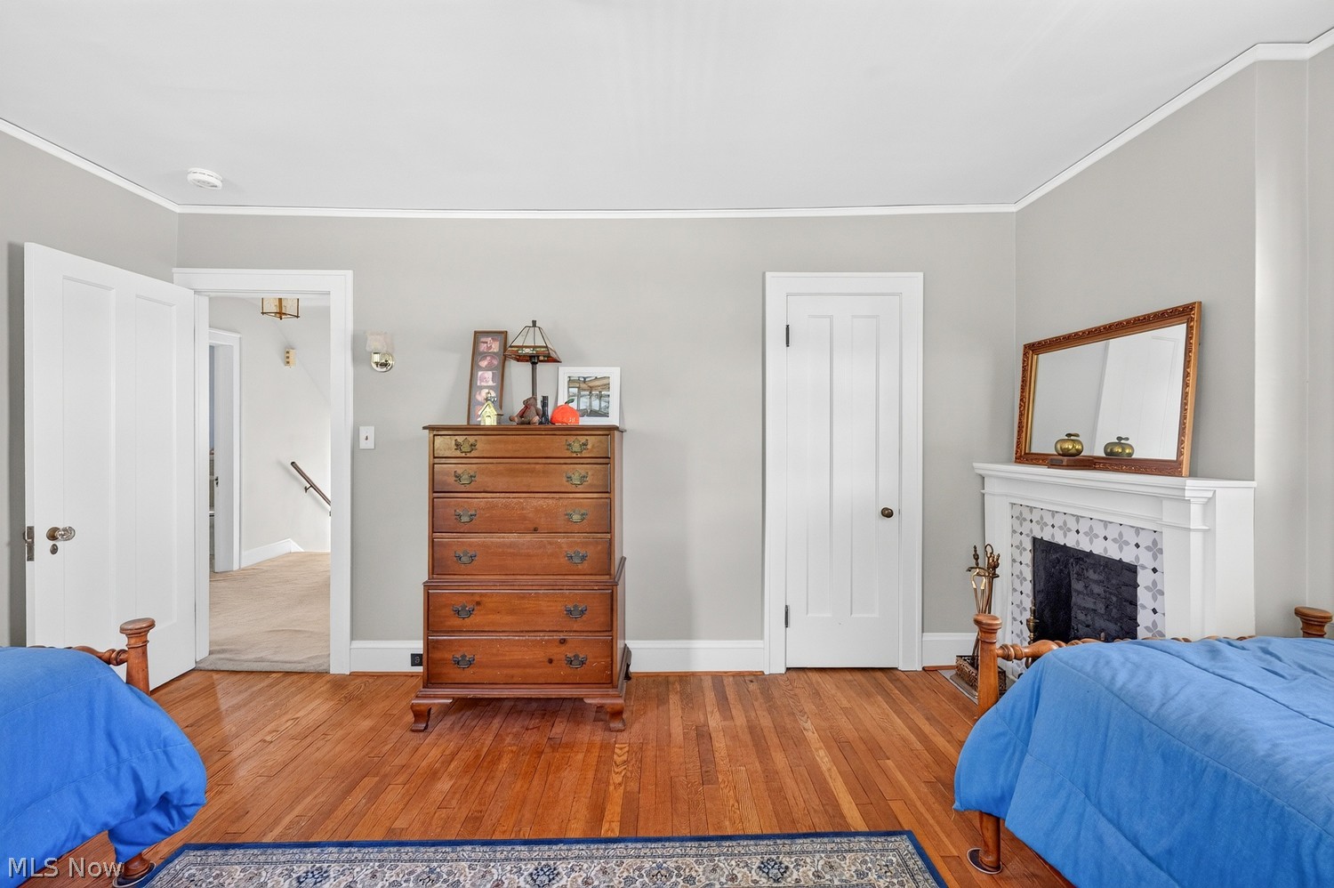 1076 Wilbert Road Lakewood OH 44107