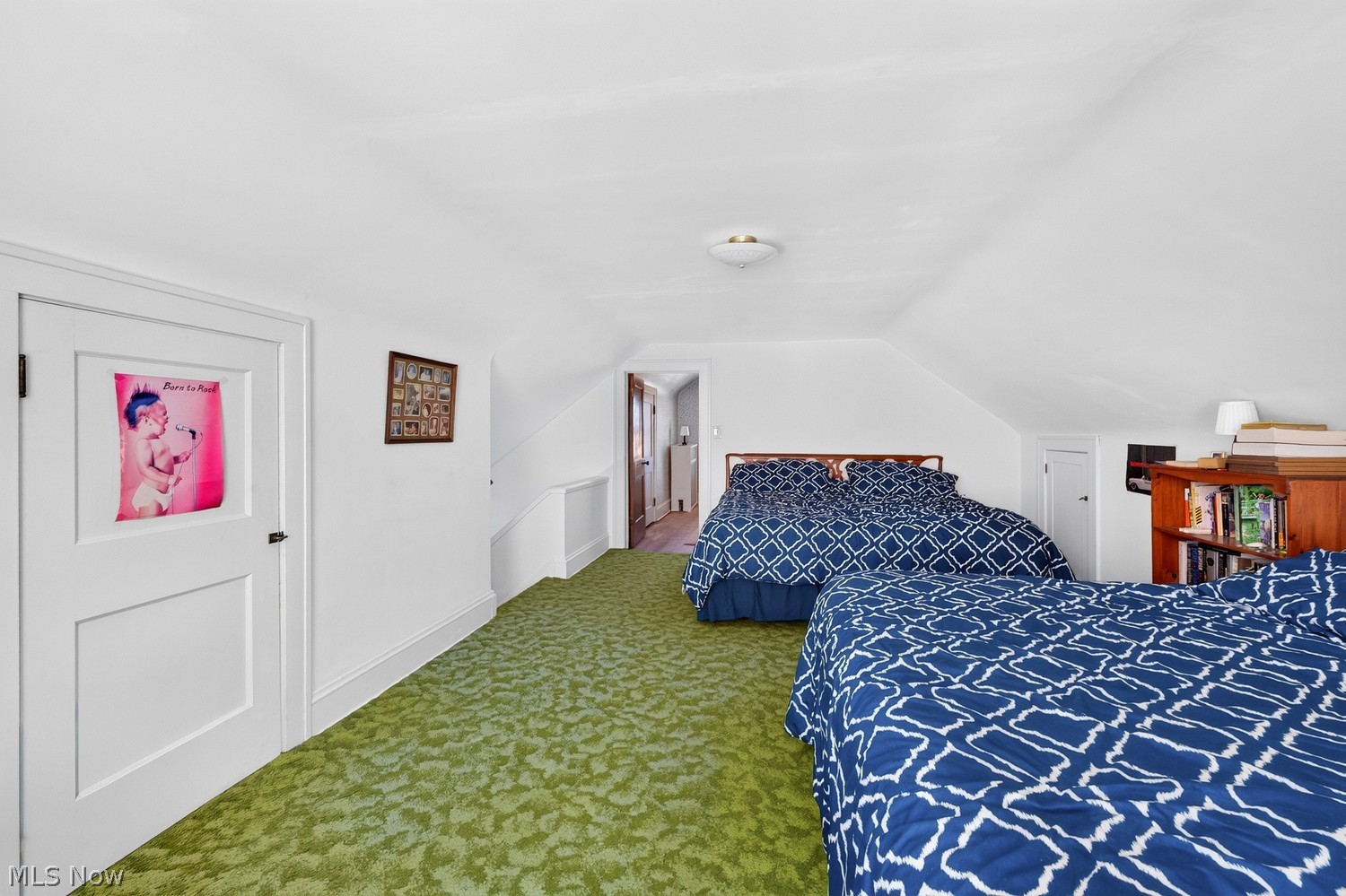 1076 Wilbert Road Lakewood OH 44107