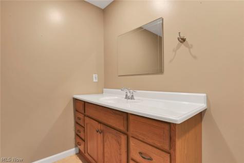 14953 King Road Howard OH 43028