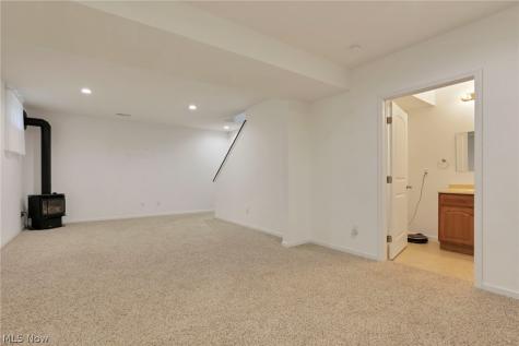 14953 King Road Howard OH 43028