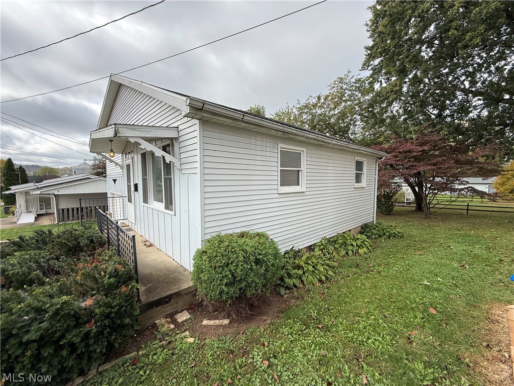 1031 Grant Avenue NW New Philadelphia OH 44663