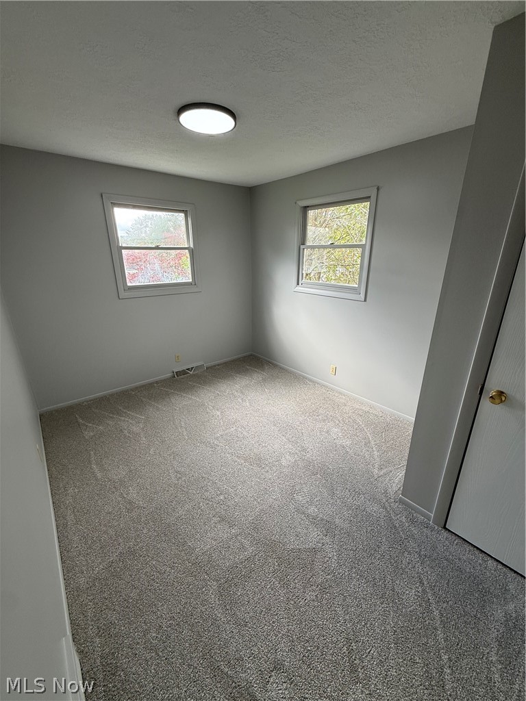 1031 Grant Avenue NW New Philadelphia OH 44663