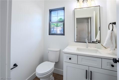 6724 Benedict Drive Middleburg Heights OH 44130