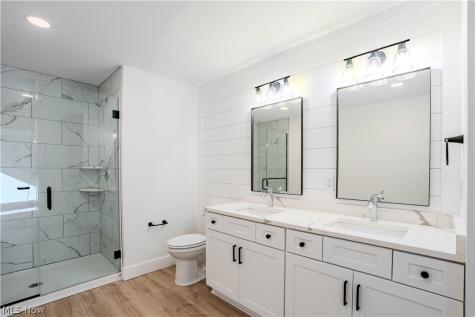 6724 Benedict Drive Middleburg Heights OH 44130