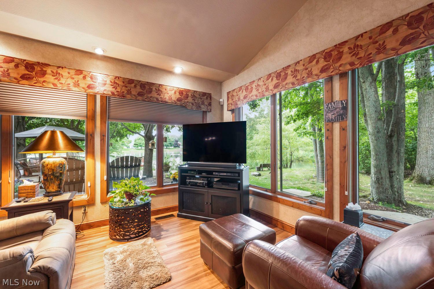 4231 Sunfish Cove Avon OH 44011