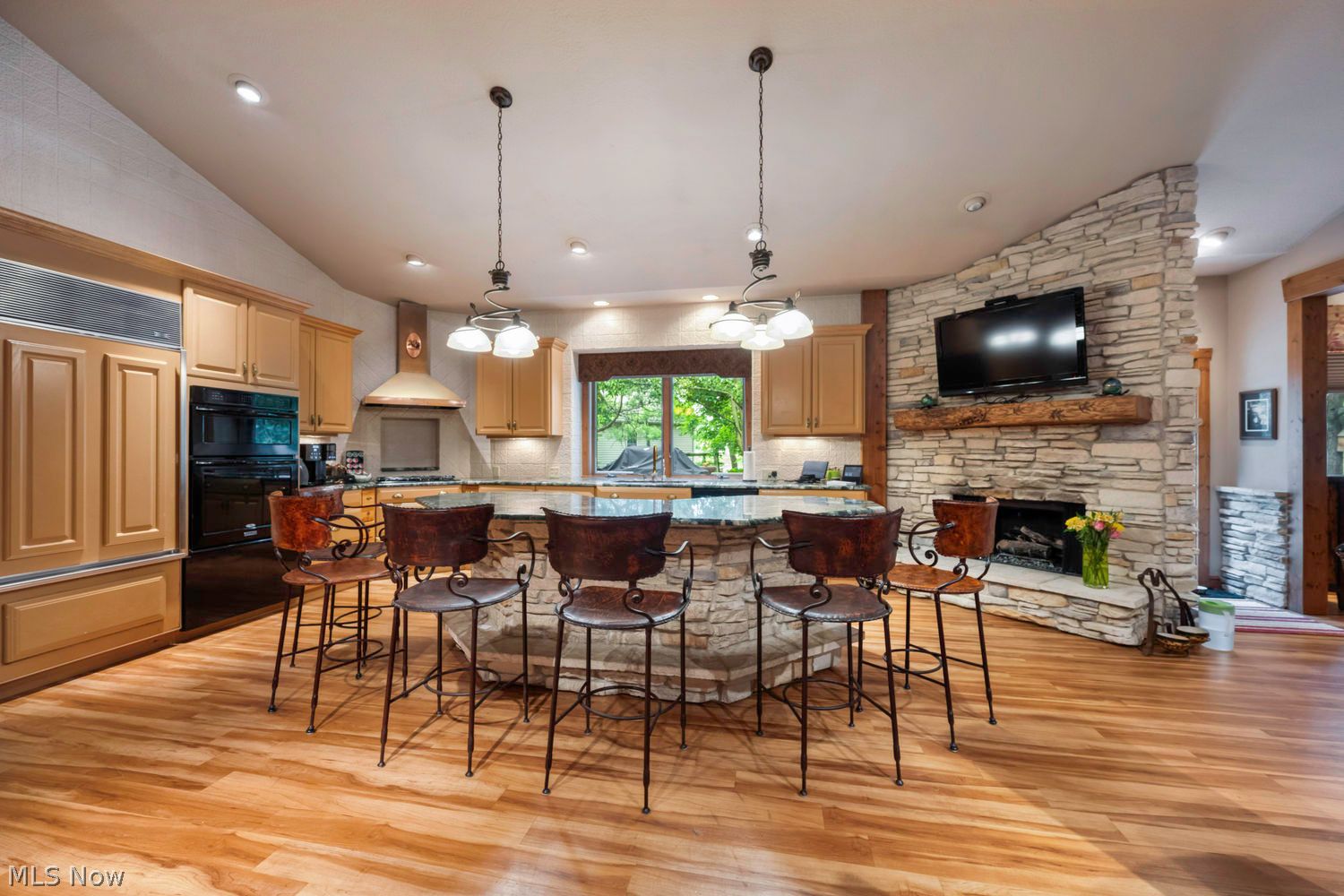 4231 Sunfish Cove Avon OH 44011