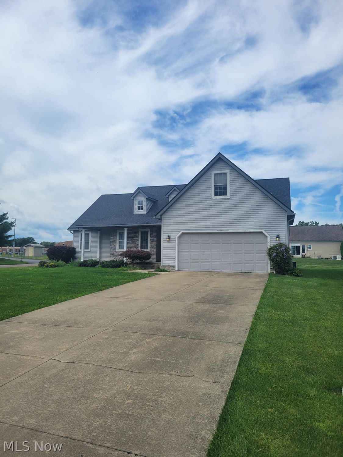 6041 Ridge Run Dr. NW Warren OH 44481
