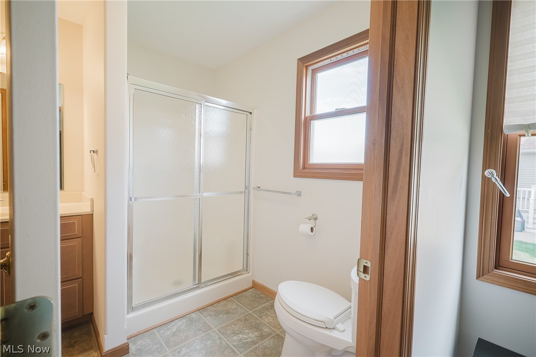 6041 Ridge Run Dr. NW Warren OH 44481