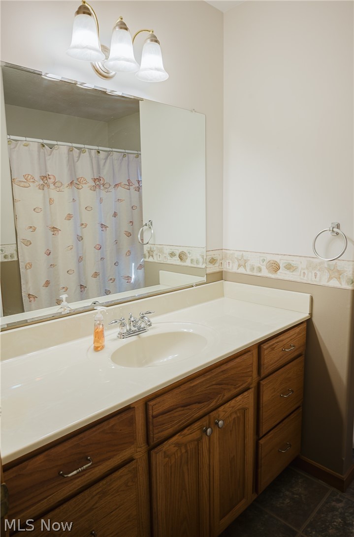 6041 Ridge Run Dr. NW Warren OH 44481