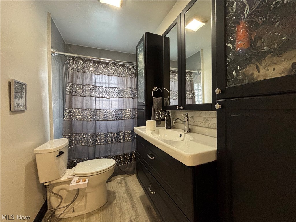 1727 W 11th Street Lorain OH 44052