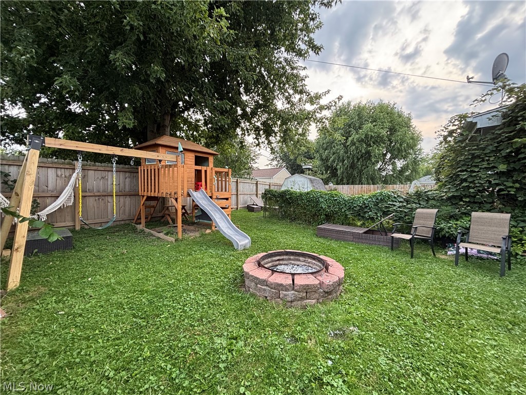 1727 W 11th Street Lorain OH 44052