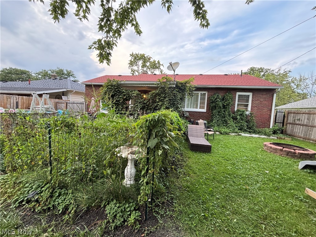 1727 W 11th Street Lorain OH 44052