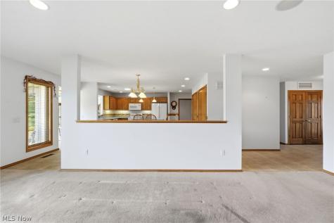 33037 Pebblebrook Drive North Ridgeville OH 44039