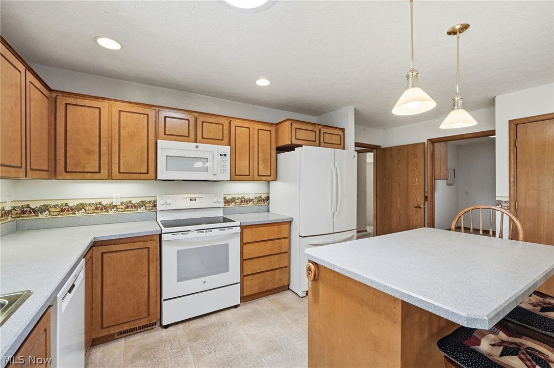 33037 Pebblebrook Drive North Ridgeville OH 44039