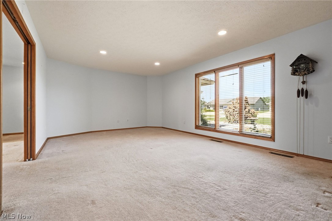 33037 Pebblebrook Drive North Ridgeville OH 44039