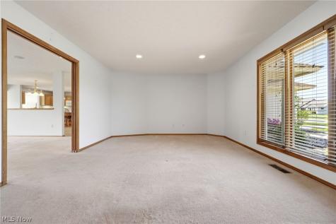 33037 Pebblebrook Drive North Ridgeville OH 44039