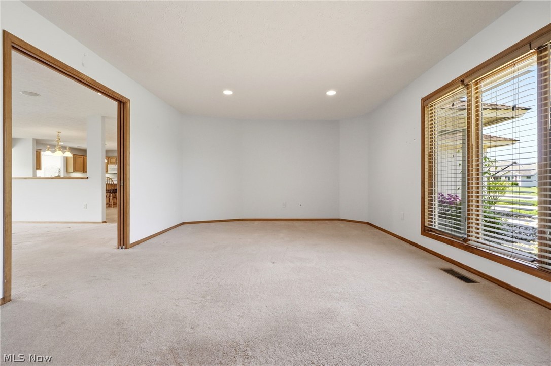 33037 Pebblebrook Drive North Ridgeville OH 44039
