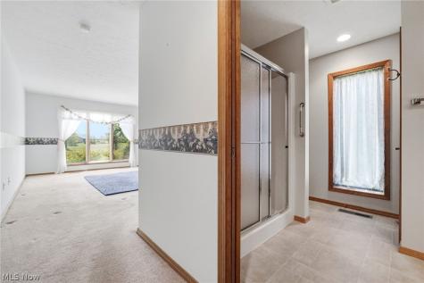 33037 Pebblebrook Drive North Ridgeville OH 44039