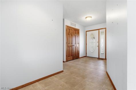 33037 Pebblebrook Drive North Ridgeville OH 44039