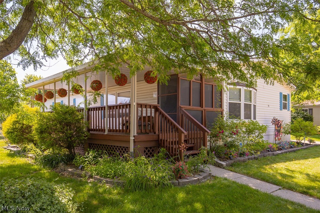 78 Periwinkle Drive Olmsted Twp OH 44138