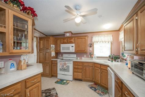 78 Periwinkle Drive Olmsted Twp OH 44138