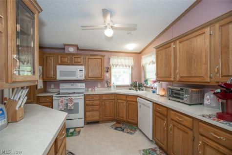 78 Periwinkle Drive Olmsted Twp OH 44138
