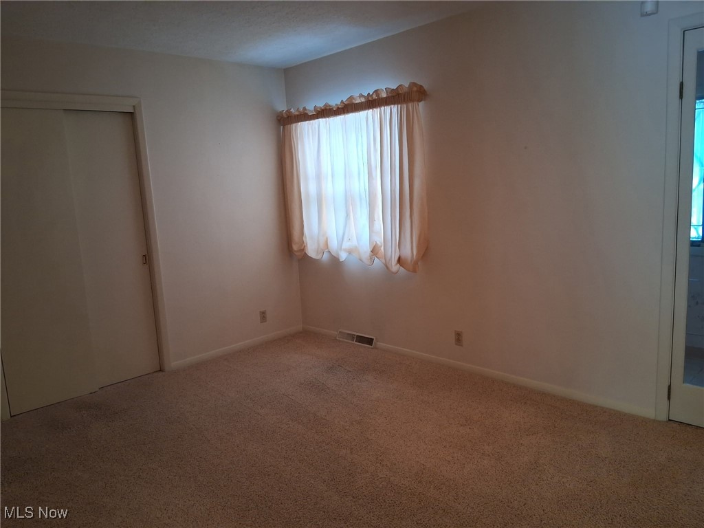 2770 Franwae SW Warren OH 44481