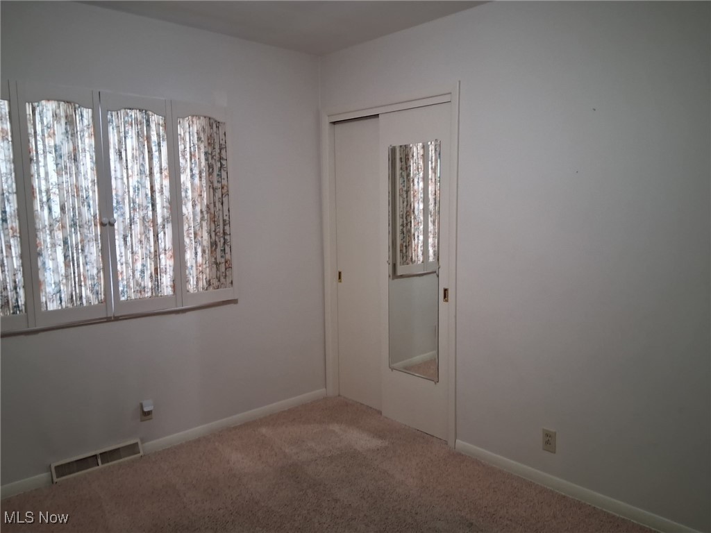 2770 Franwae SW Warren OH 44481