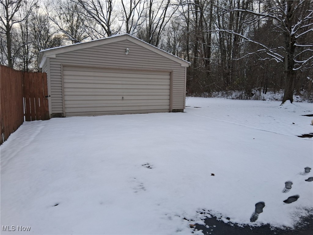 2770 Franwae SW Warren OH 44481