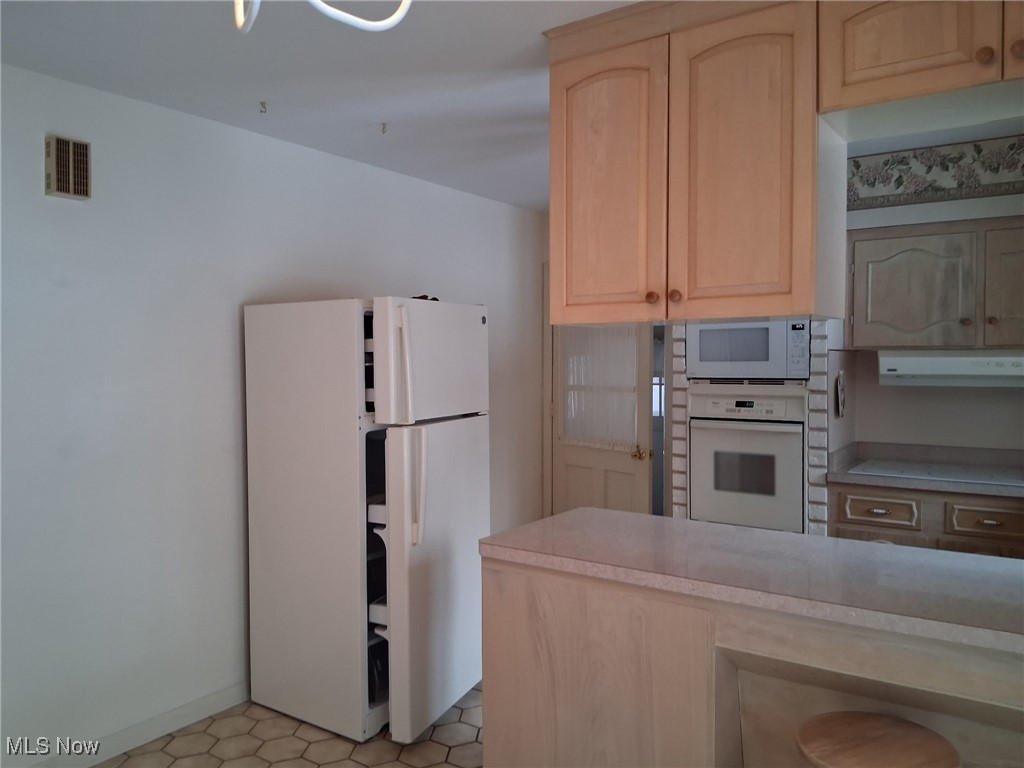2770 Franwae SW Warren OH 44481
