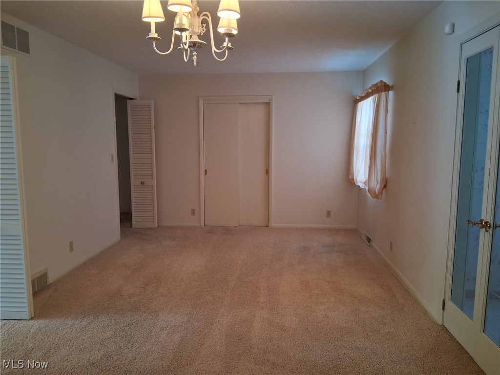 2770 Franwae SW Warren OH 44481
