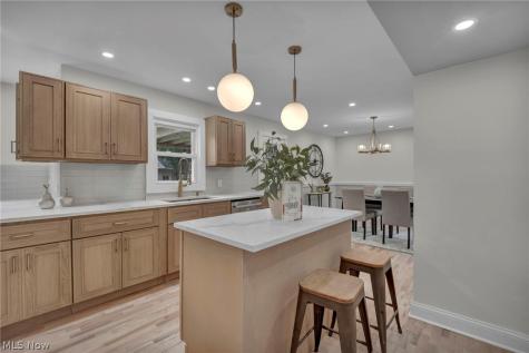 18329 Lomond Boulevard Shaker Heights OH 44122