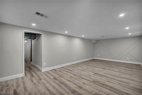 18329 Lomond Boulevard Shaker Heights OH 44122