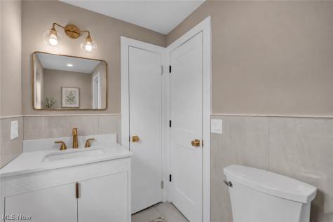 18329 Lomond Boulevard Shaker Heights OH 44122