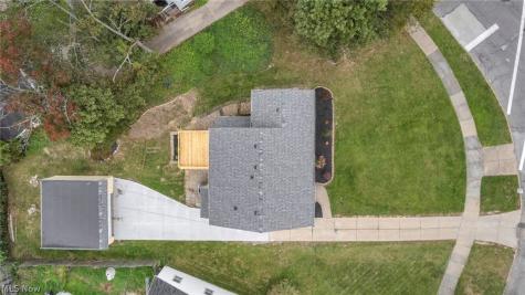 18329 Lomond Boulevard Shaker Heights OH 44122
