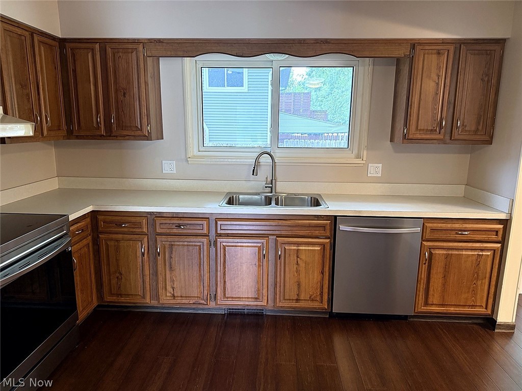 369 Fern Drive Berea OH 44017