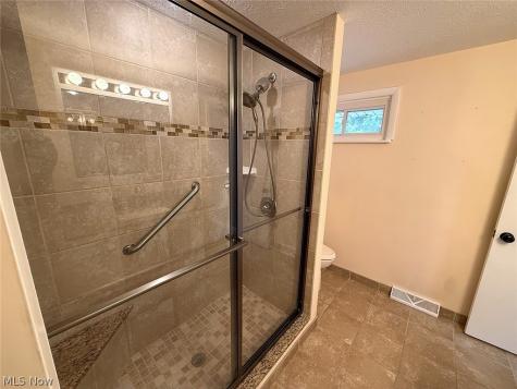 369 Fern Drive Berea OH 44017